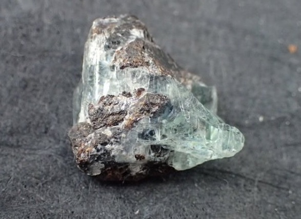 フォスフォフィライト 通販　原石・カット品　販売店と値段情報！